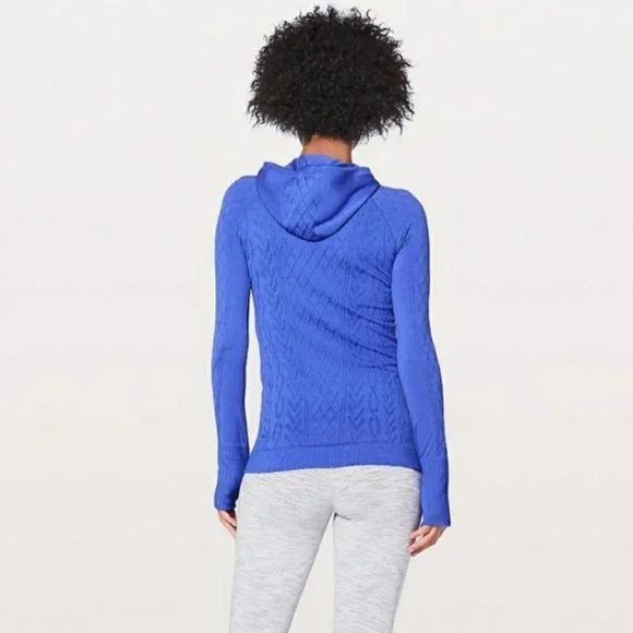 Lululemon Athletica Rest Less Hoodie Cable Knit Hooded Athletic Blue Top size 2 - Picture 2 of 8